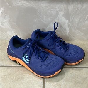 Topo women’s athletic shoes